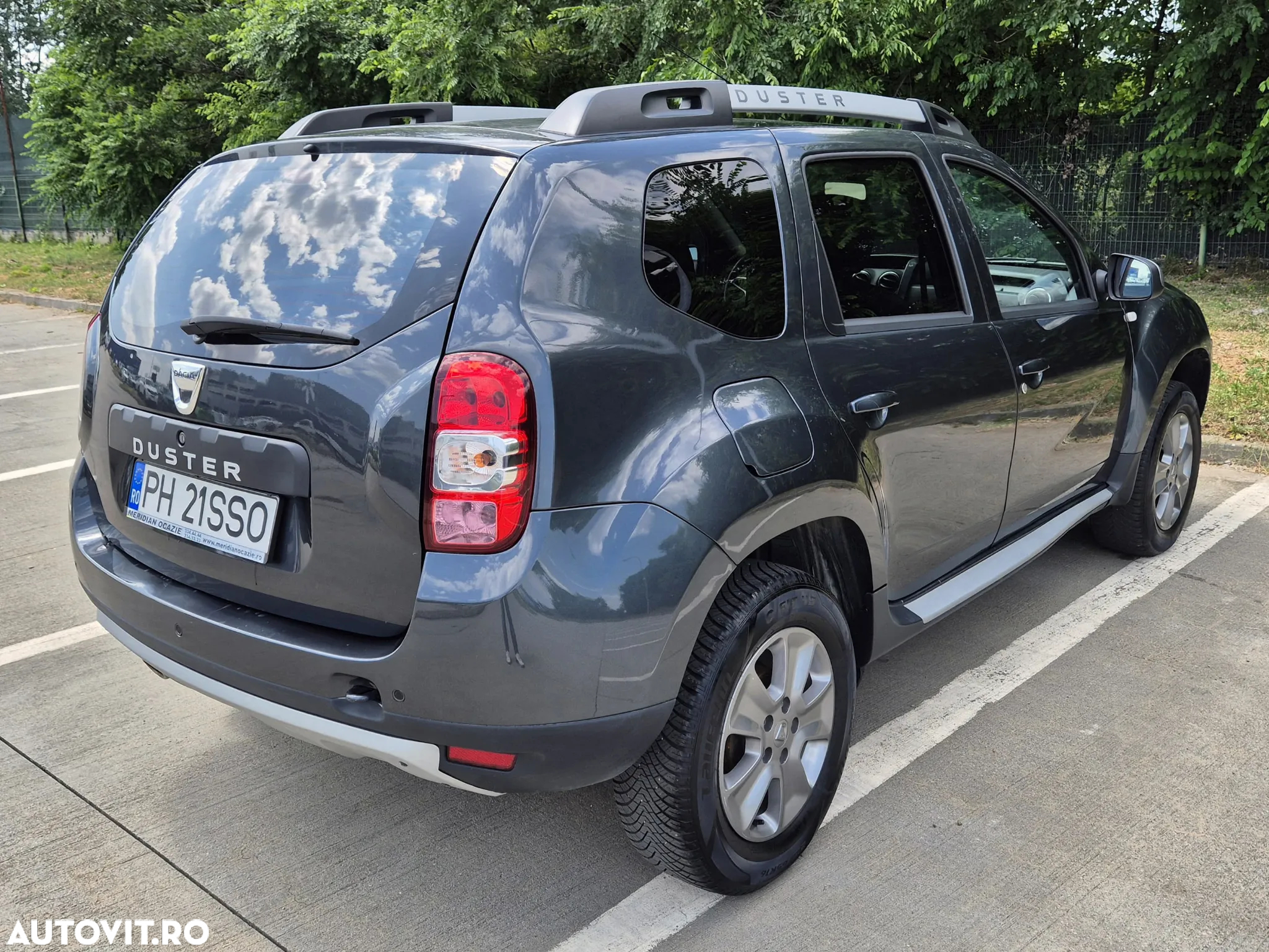 Dacia Duster 1.5 dCi 4x2 Laureate - 11