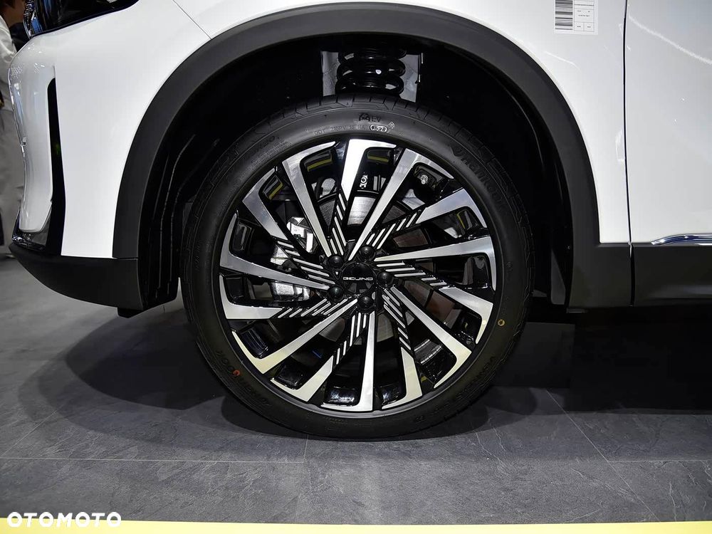 BAIC 7 1.5T Luxury Plus DCT - 16