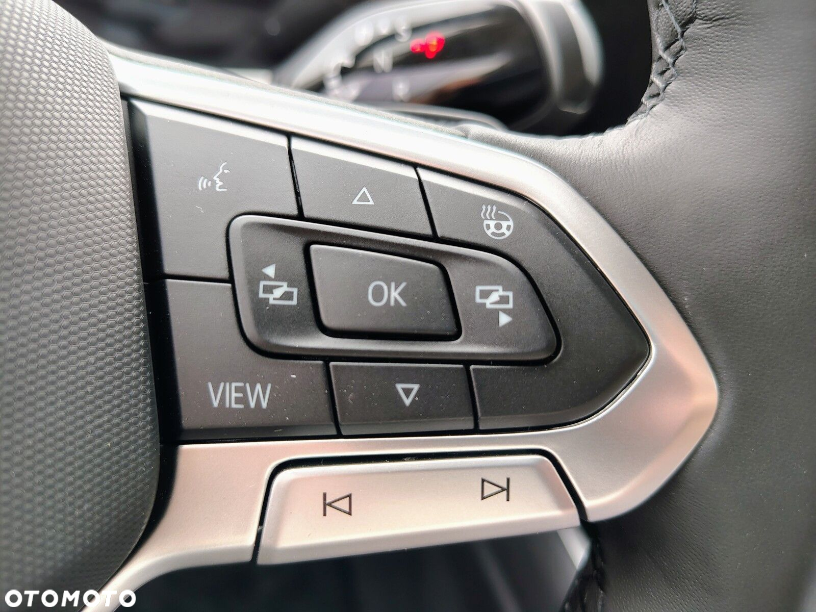 Volkswagen Passat - 16