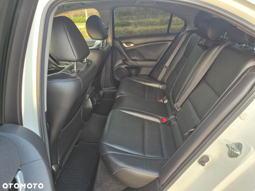 Honda Accord 2.2d Executive - 33