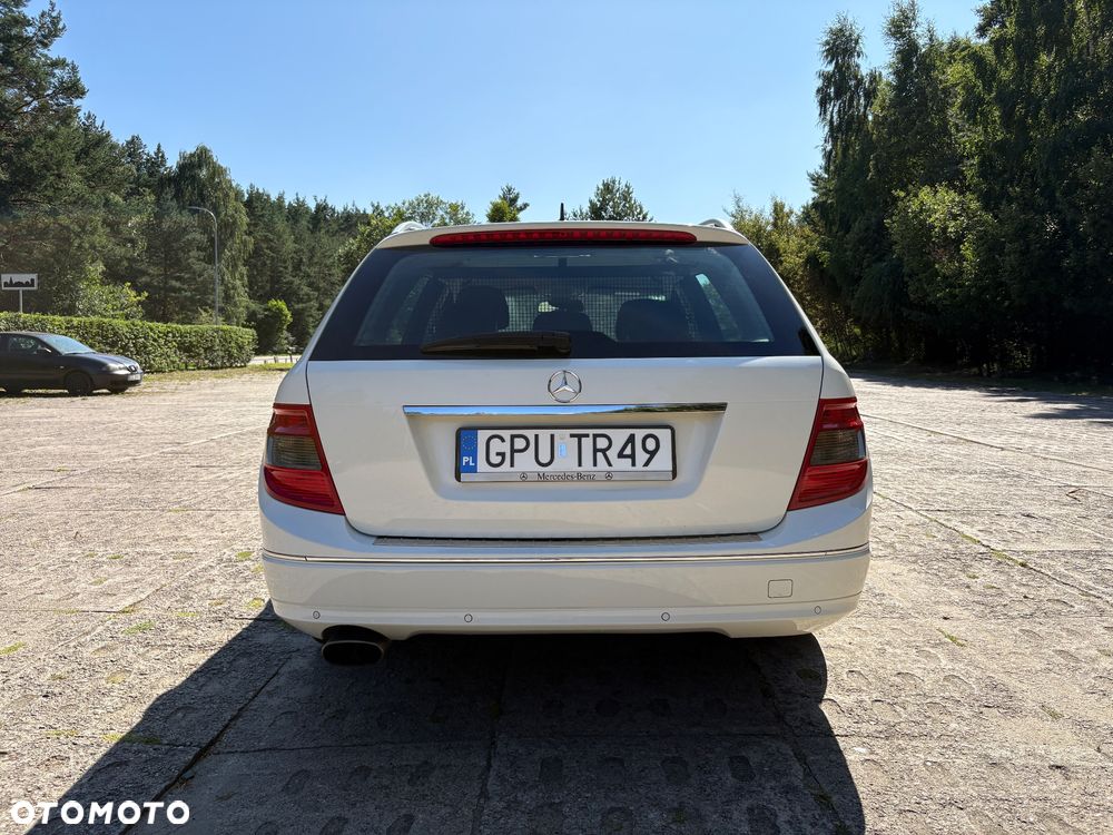 Mercedes-Benz Klasa C 180 Kompressor Automatik BlueEFFICIENCY Avantgarde - 8
