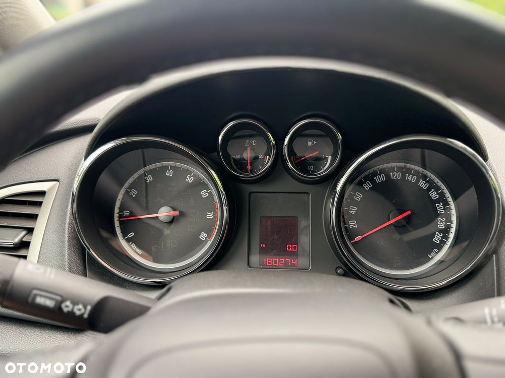 Opel Astra 1.4 Turbo Sport - 15