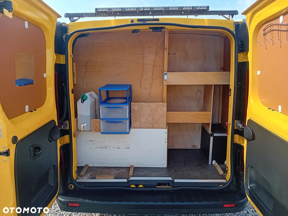 Renault Trafic Pilot - 9