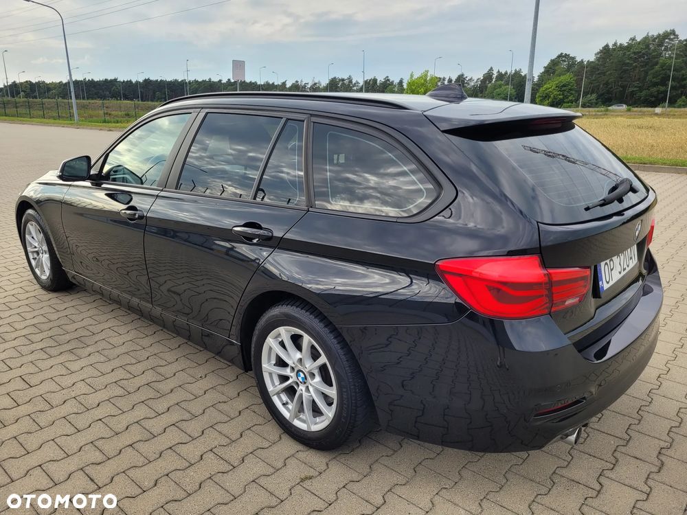 BMW Seria 3 318d - 3