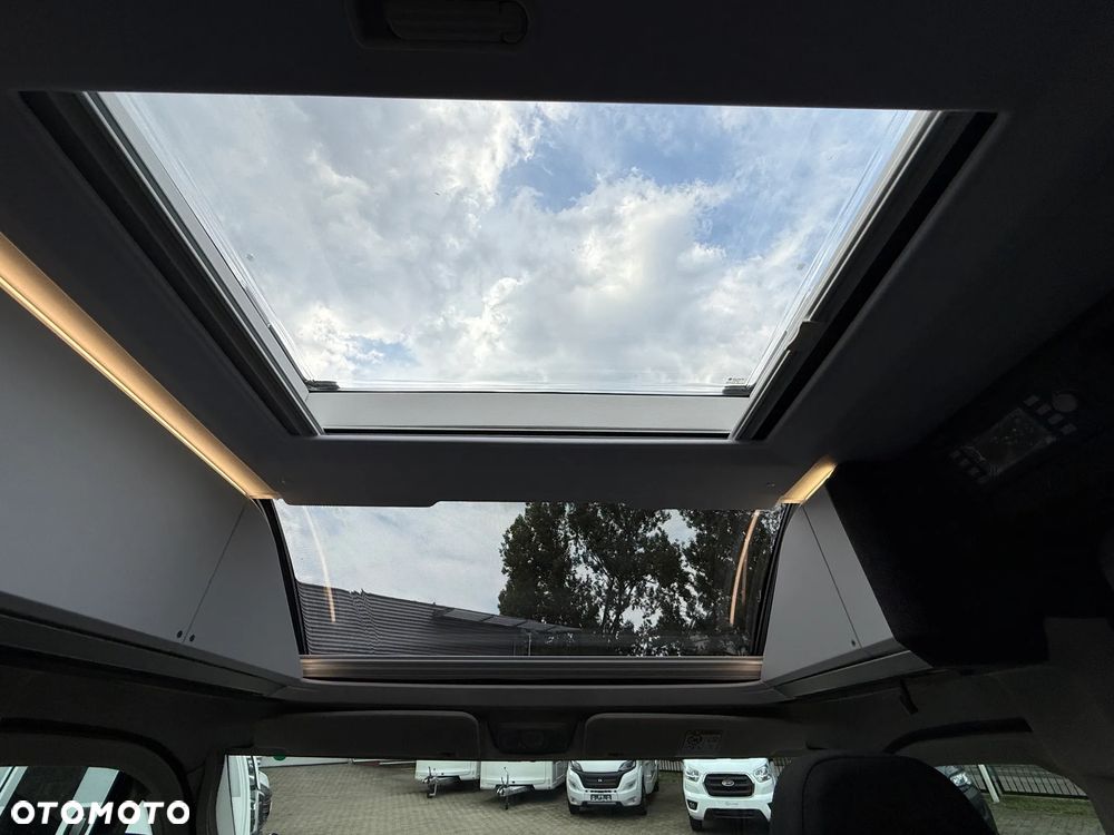 Adria Twin Supreme 640 SGX - 13