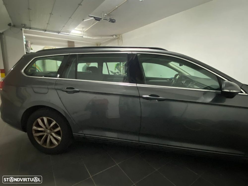 VW Passat 2.0 TDI Confortline - 3