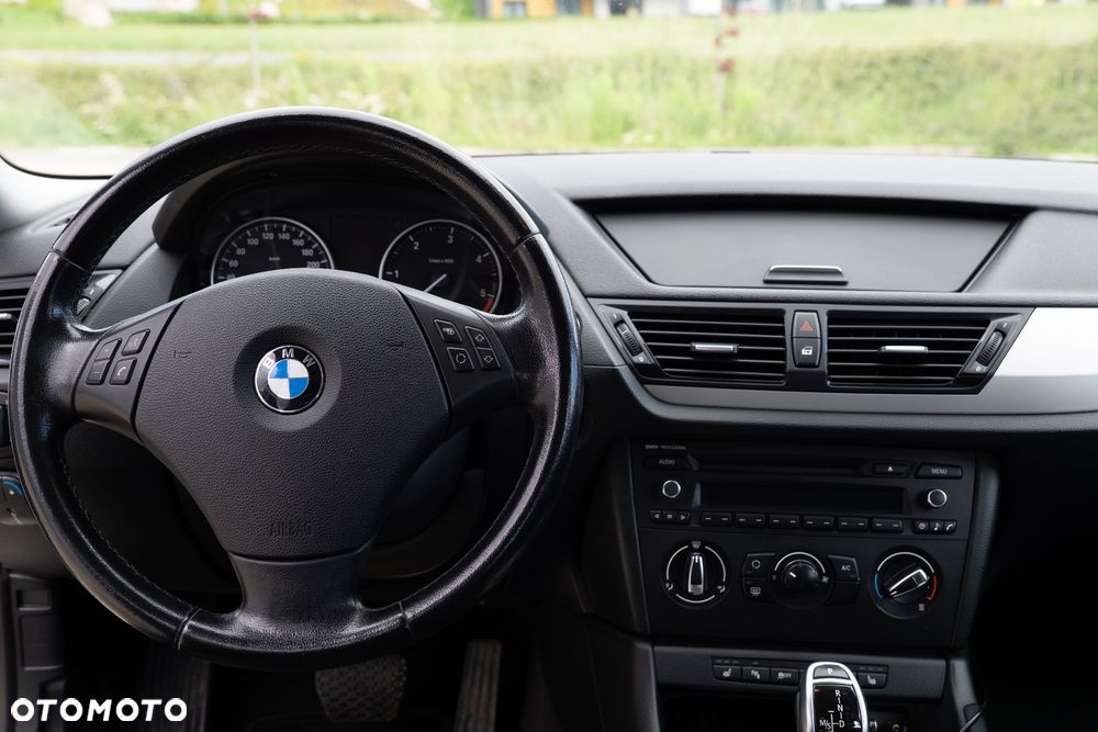 BMW X1 xDrive20d - 16