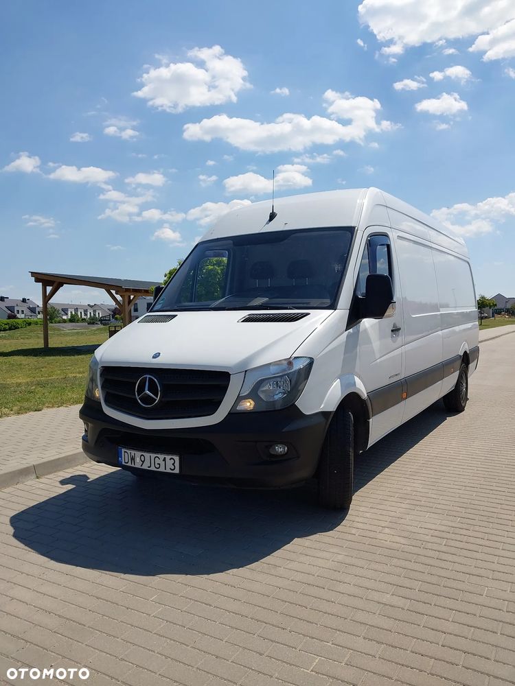 Mercedes-Benz Sprinter - 1