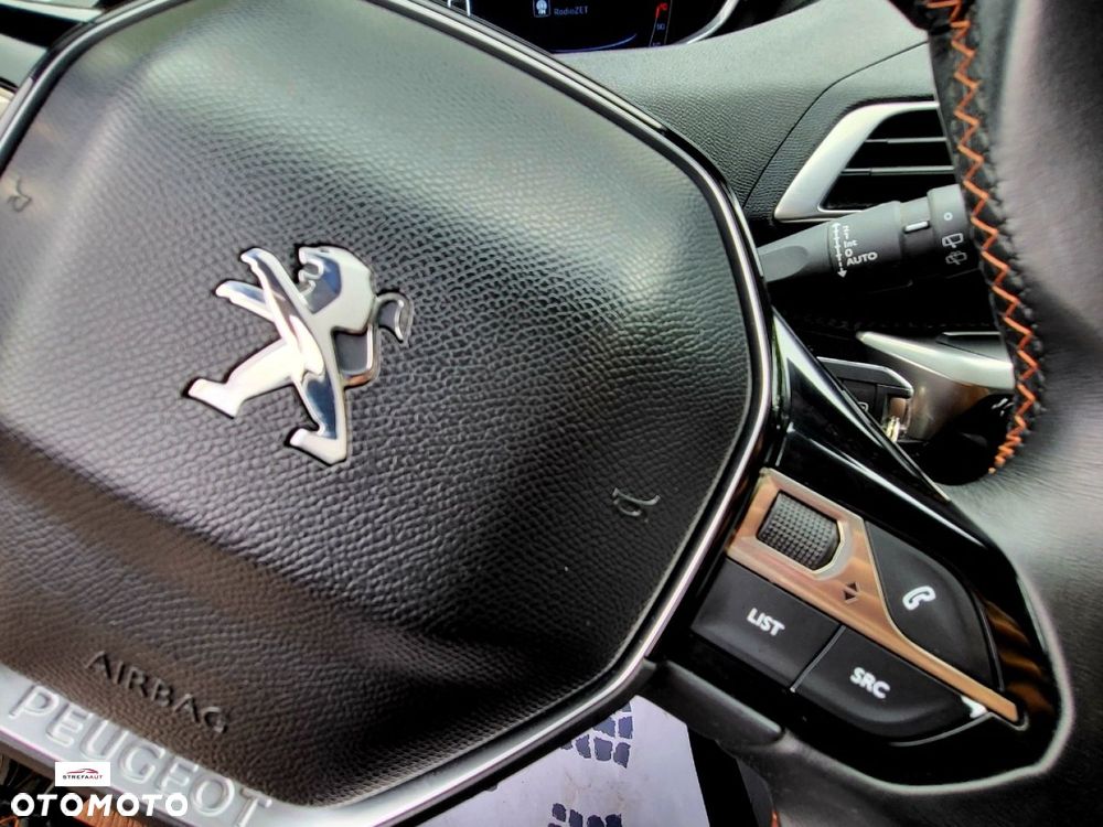 Peugeot 5008 - 31