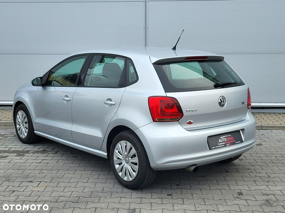 Volkswagen Polo - 11