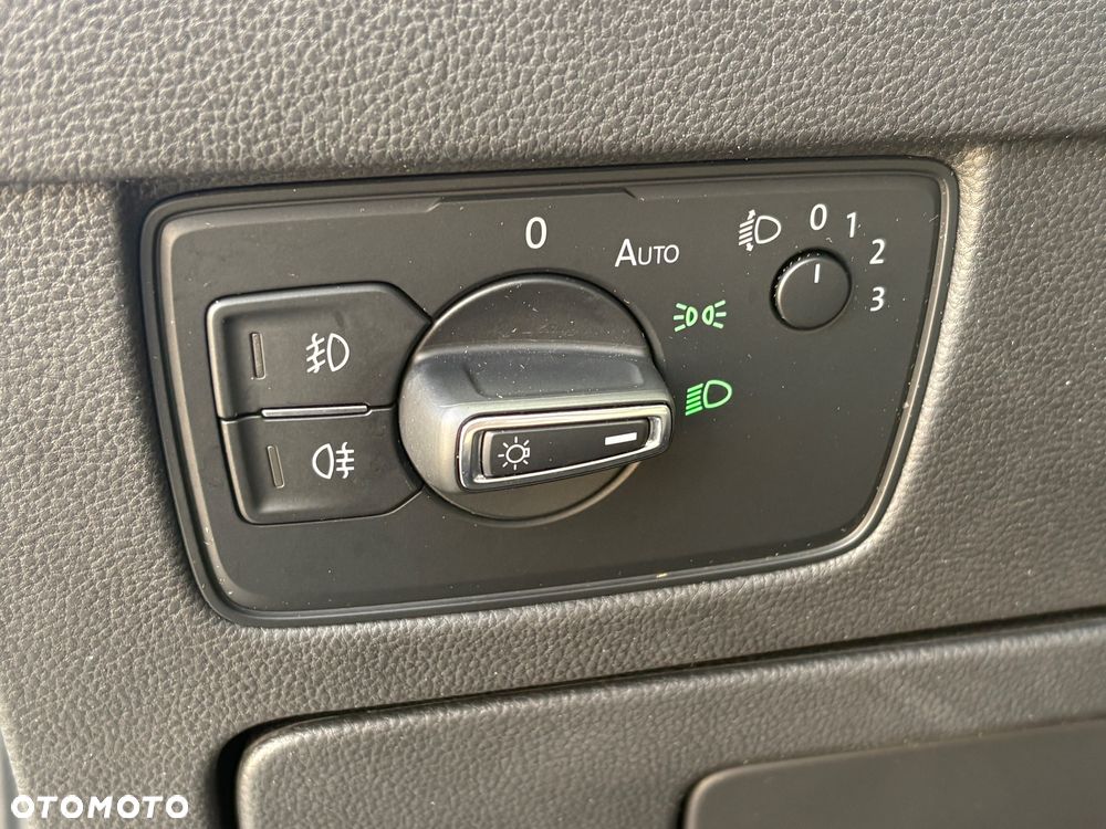 Volkswagen Passat 2.0 TDI SCR Business - 21