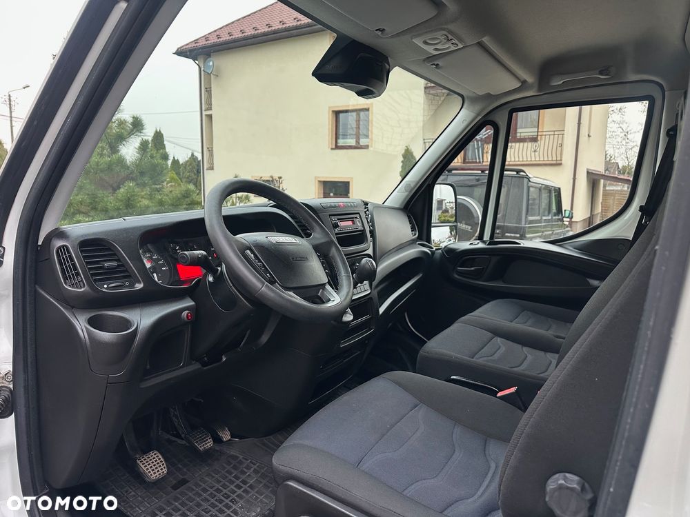 Iveco Daily 50-150 2019 Rok Kontener 8 palet - 8