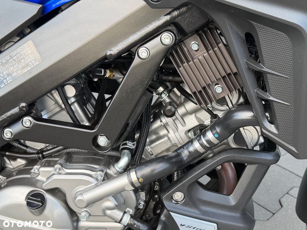 Suzuki V-STROM - 15