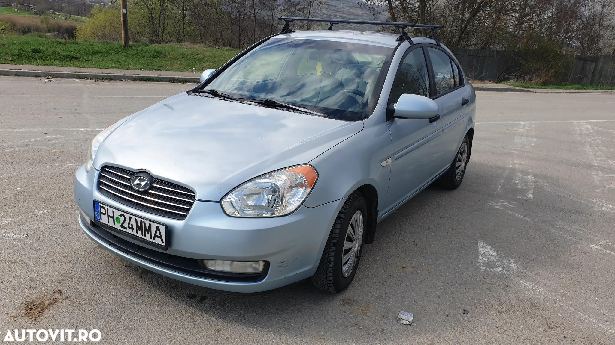 Hyundai Accent MC 1.5 CRDI 4DR GL STYLE - 2
