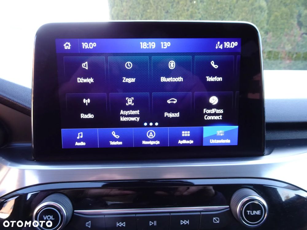 Ford Kuga 1.5 EcoBoost FWD Titanium - 30