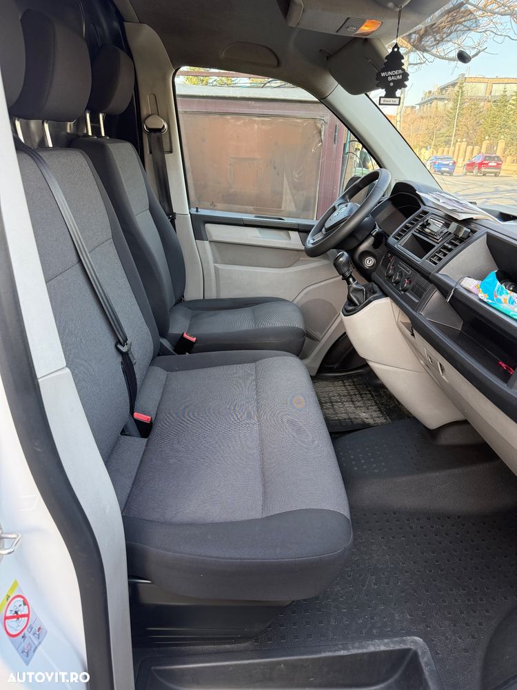 Volkswagen Transporter - 11