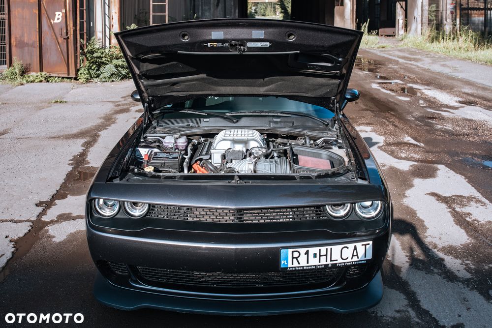 Dodge Challenger 6.2 Hellcat - 21
