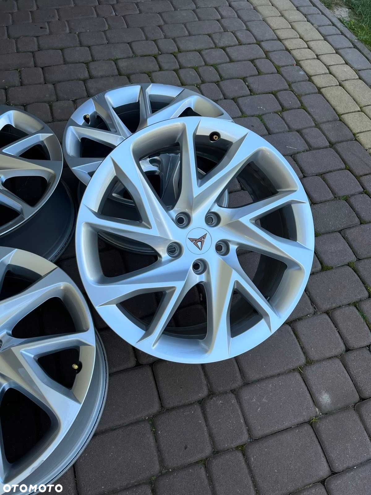 Oryginalne alufelgi Seat 5x112 18 cali CUPRA FORMENTOR - 2