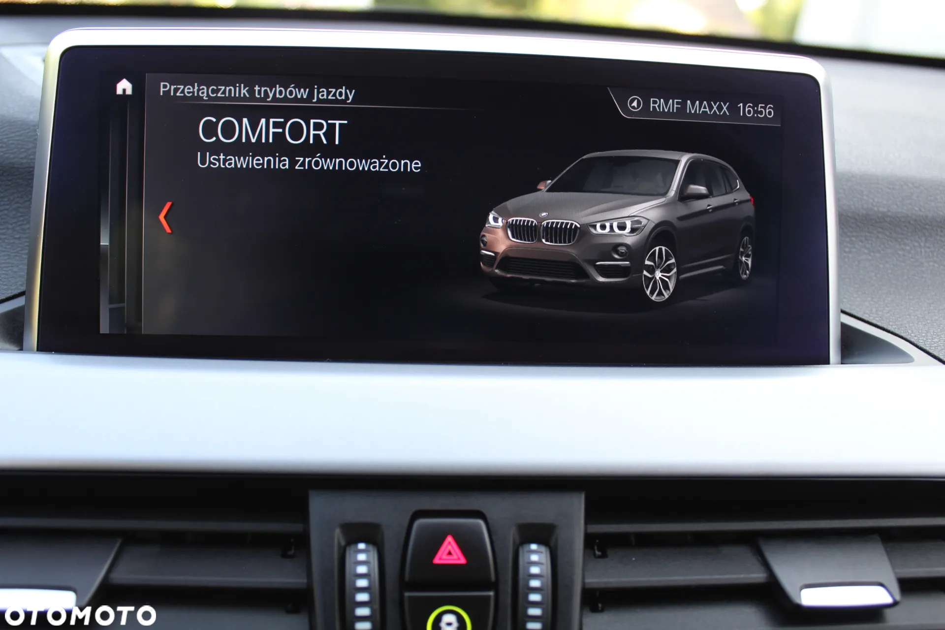 BMW X1 xDrive20i Advantage sport - 27