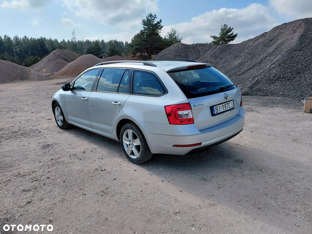Skoda Octavia 1.6 TDI SCR Ambition - 4