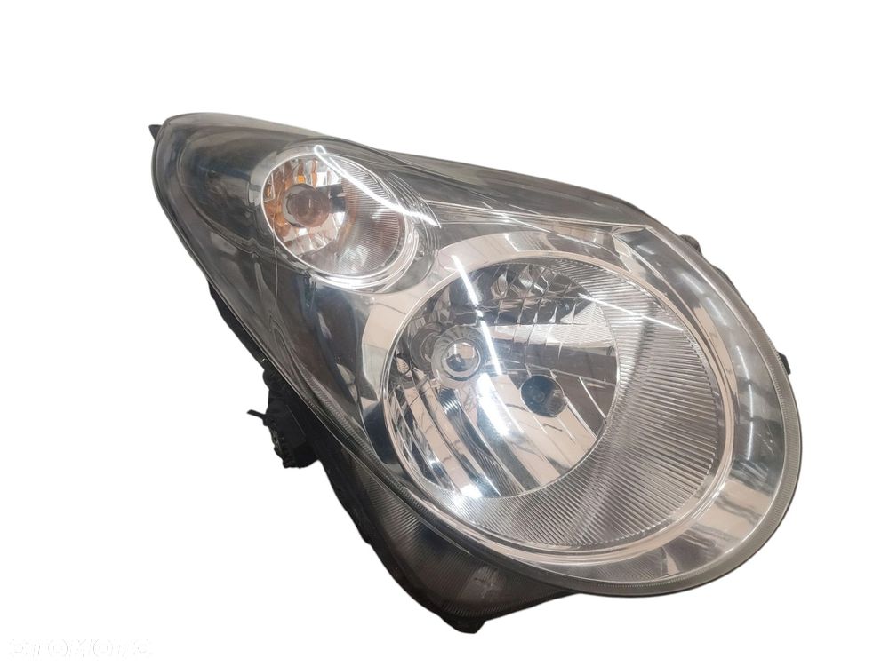 LAMPA PRAWY PRZÓD SUZUKI ALTO VII (2009-2014) 1.0 68KM - 1