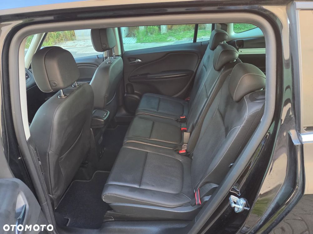 Opel Zafira 2.0 D Start/Stop Business - 35