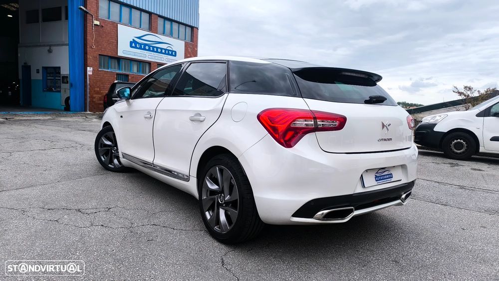 Citroën DS5 2.0 HDi Hybrid4 So Chic CMP6 - 4