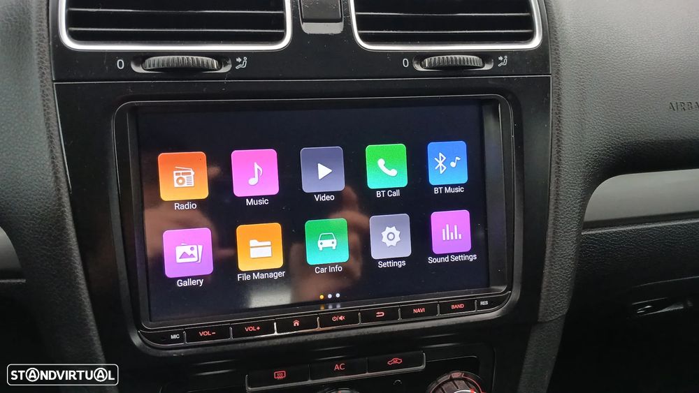 VW Golf 2.0 TDi BlueMotion Confortline - 13