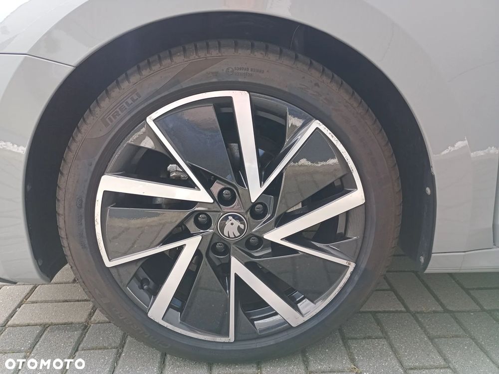 Skoda Octavia 1.5 TSI mHEV Sportline DSG - 9