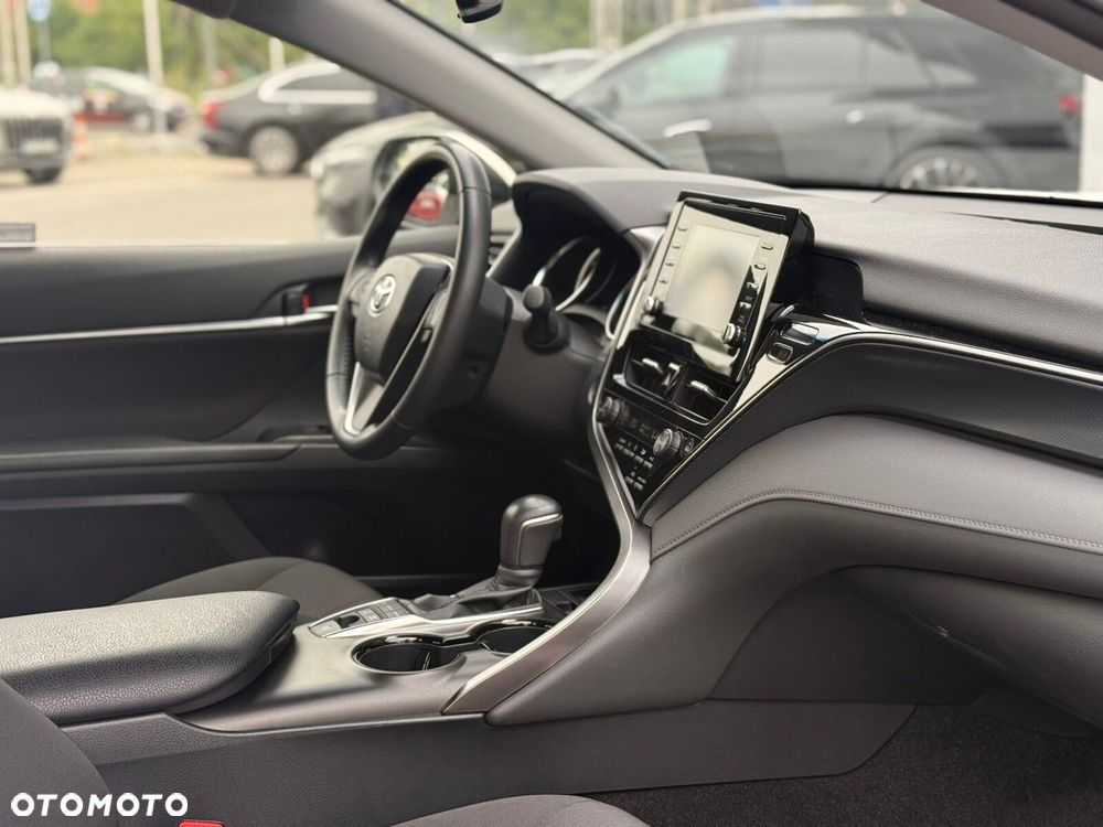 Toyota Camry 2.5 Hybrid Comfort CVT - 14