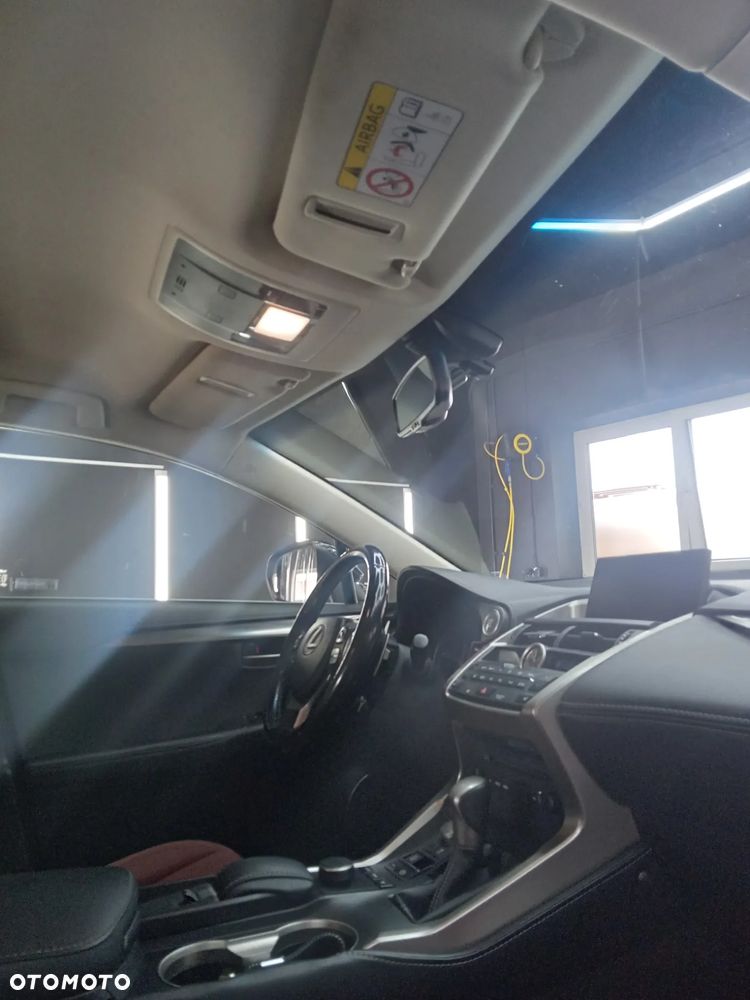 Lexus NX 200t Elite AWD - 10