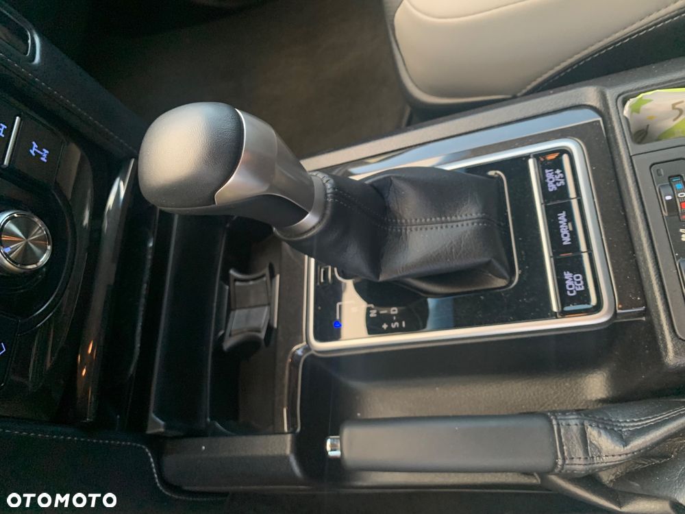 Toyota Land Cruiser LC 2.8 D-4D Executive - 38
