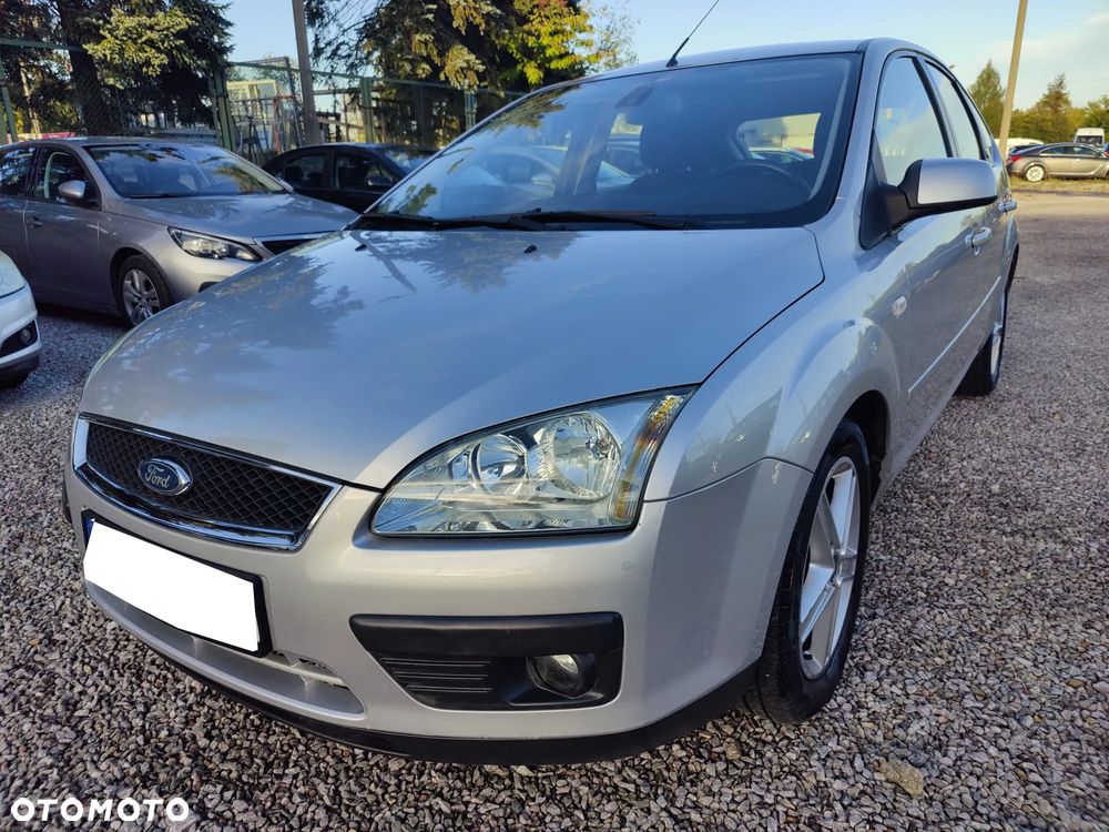 Ford Focus 1.6 Ghia - 12