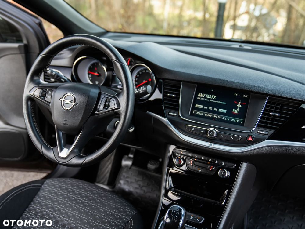 Opel Astra 1.4 Turbo Innovation - 31