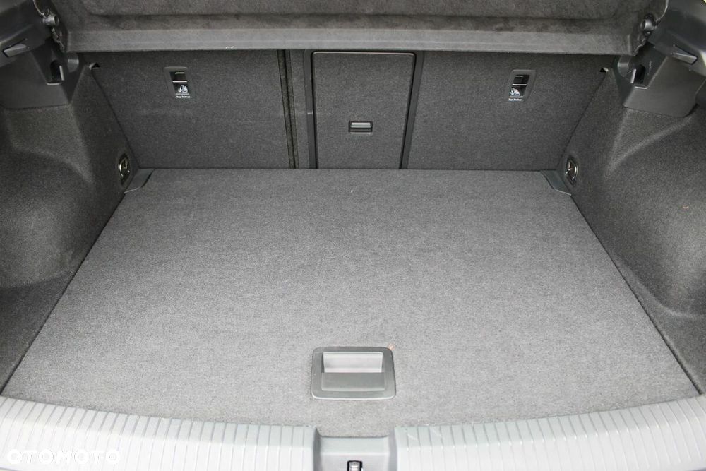 Volkswagen T-Roc 1.5 TSI Style DSG - 26