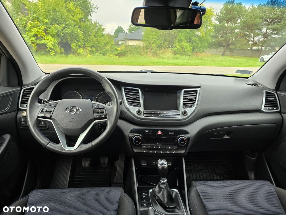 Hyundai Tucson 1.6 GDI BlueDrive Style 2WD - 14
