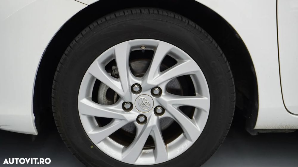 Toyota Auris - 8