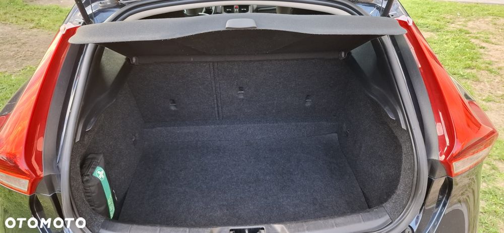 Volvo V40 D2 Momentum - 22