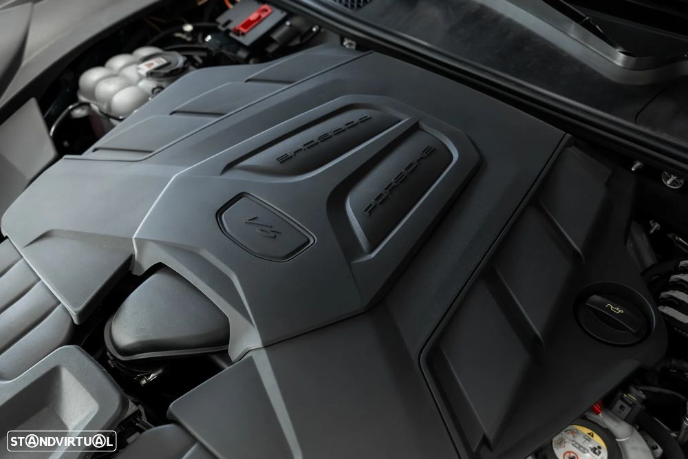 Porsche Cayenne E-Hybrid - 39