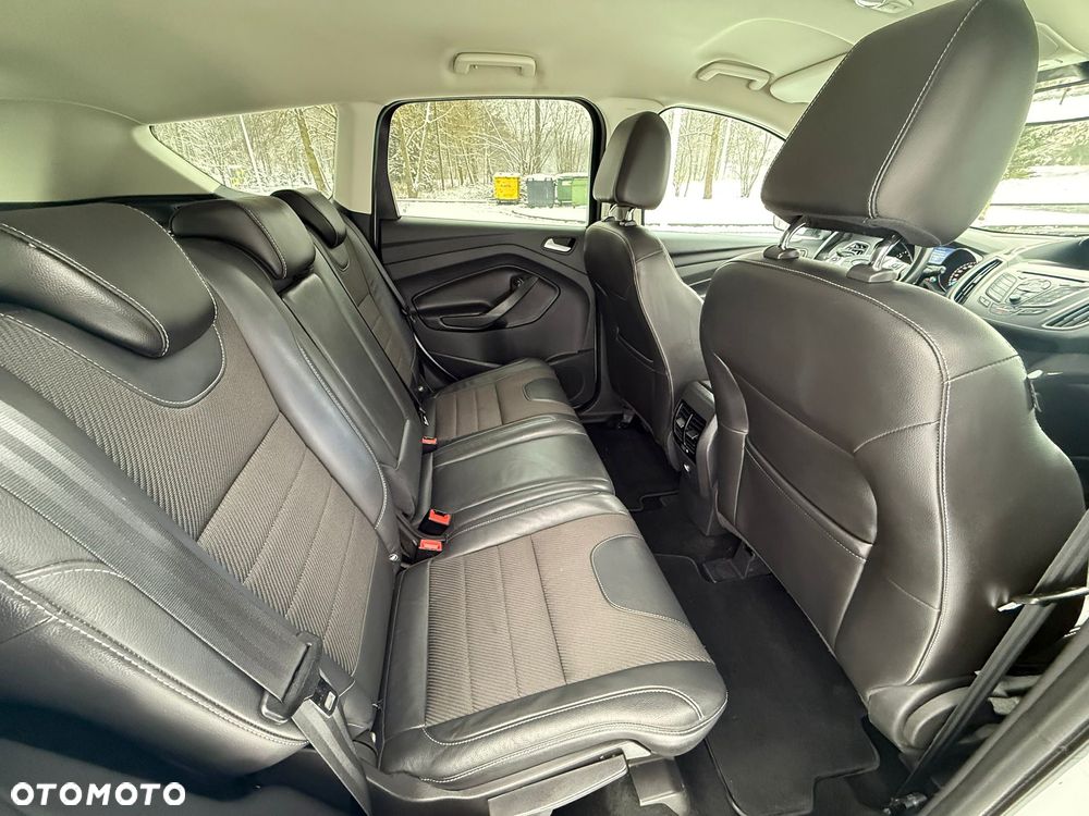 Ford Kuga 2.0 TDCi 4x4 Titanium - 14