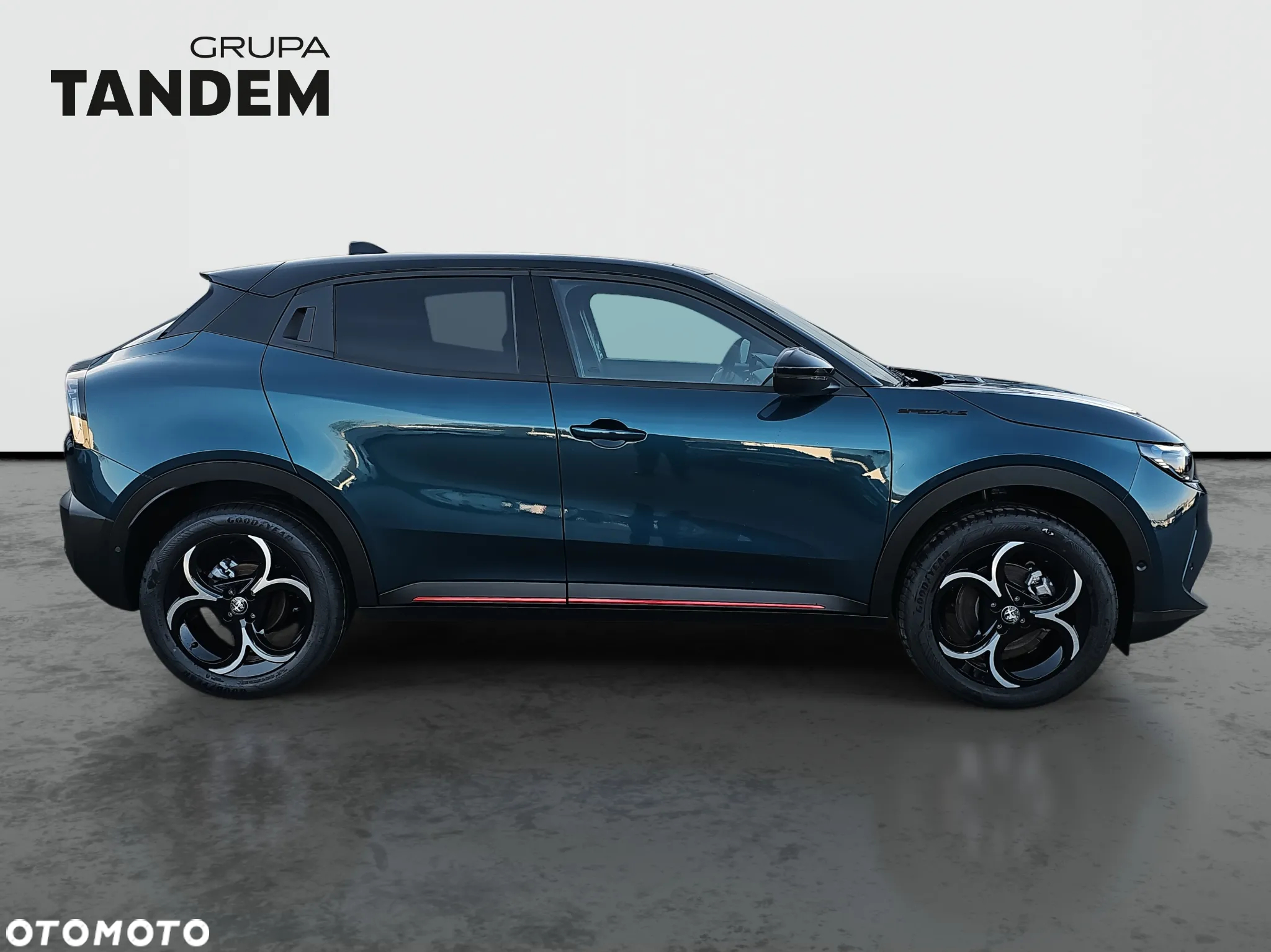 Alfa Romeo Junior 1.2 mHEV Ibrida Speciale eDCT - 4