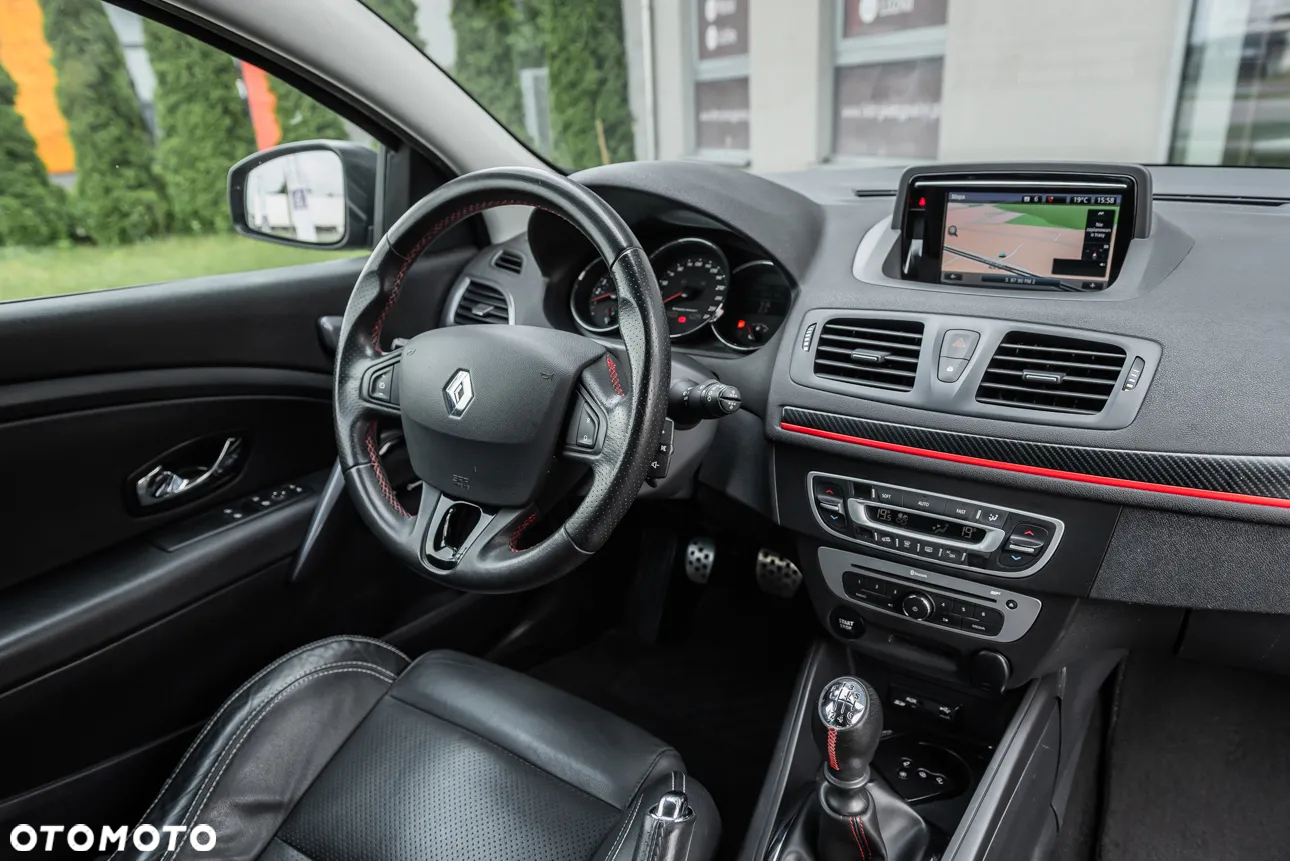 Renault Megane 220 GT - 31