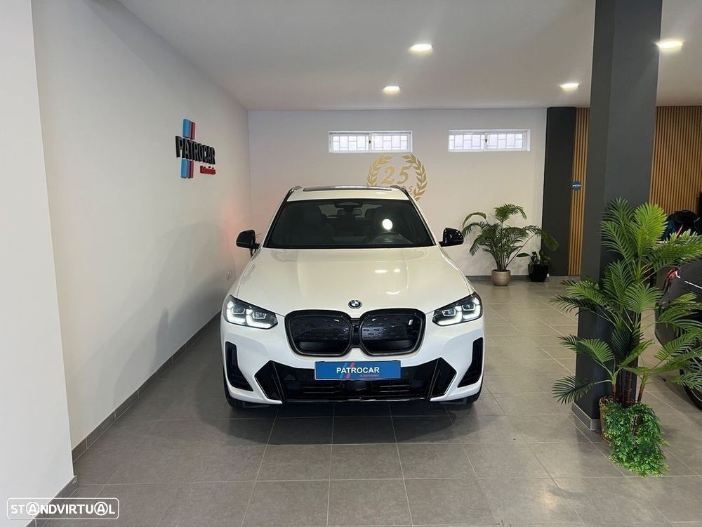 BMW iX3 M Sport Impressive - 3