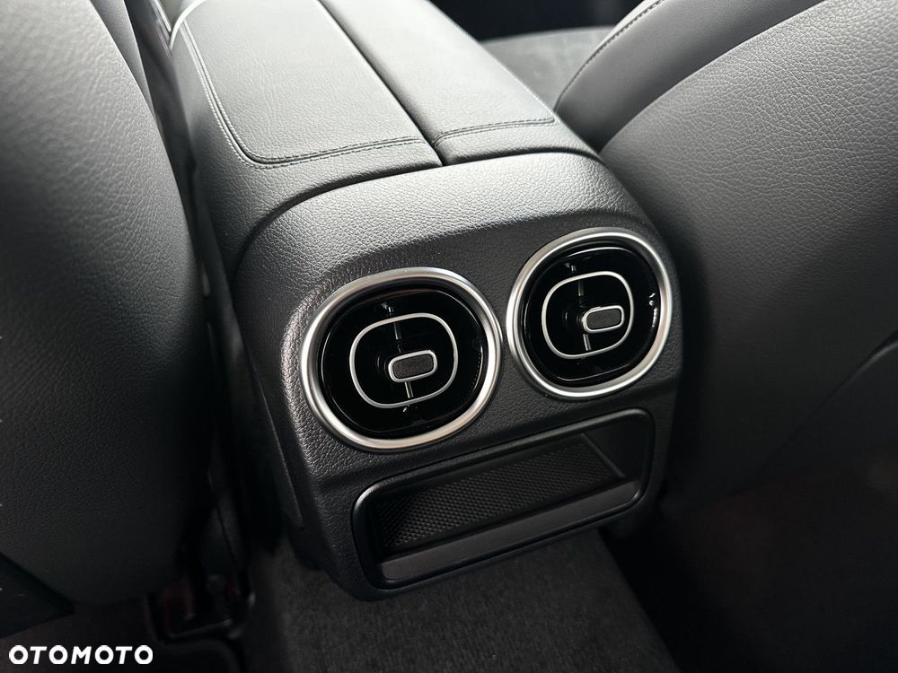 Mercedes-Benz Klasa C - 24