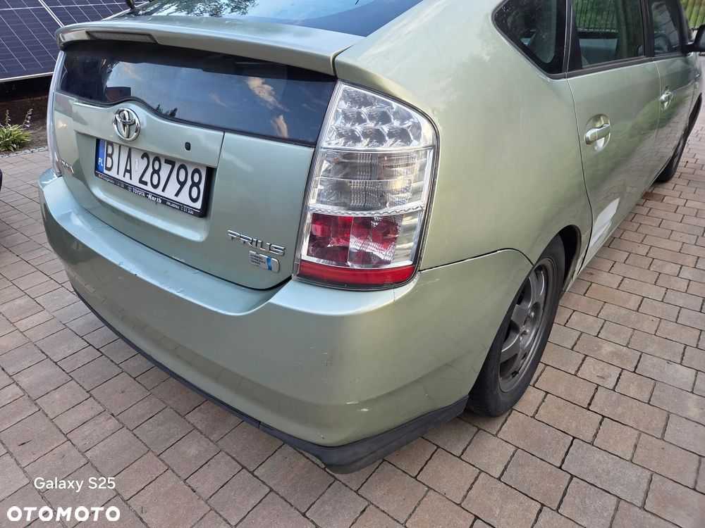 Toyota Prius - 11