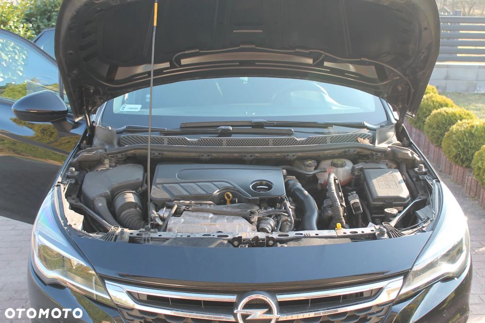 Opel Astra 1.6 CDTI Dynamic S&S - 11