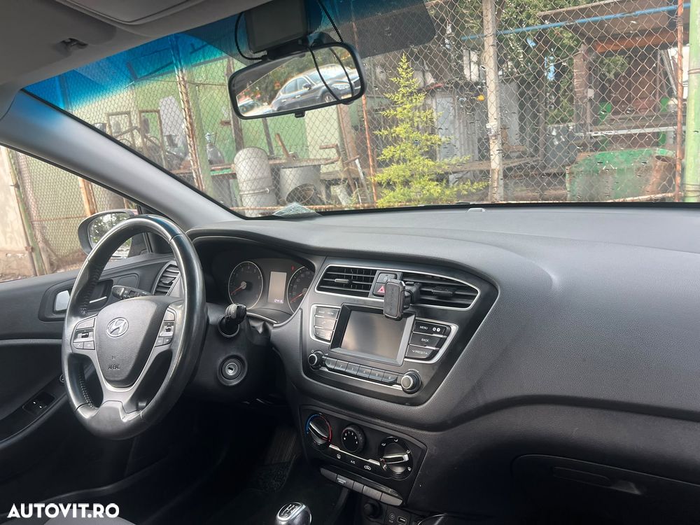 HYUNDAI i20 2019 — imagine 9