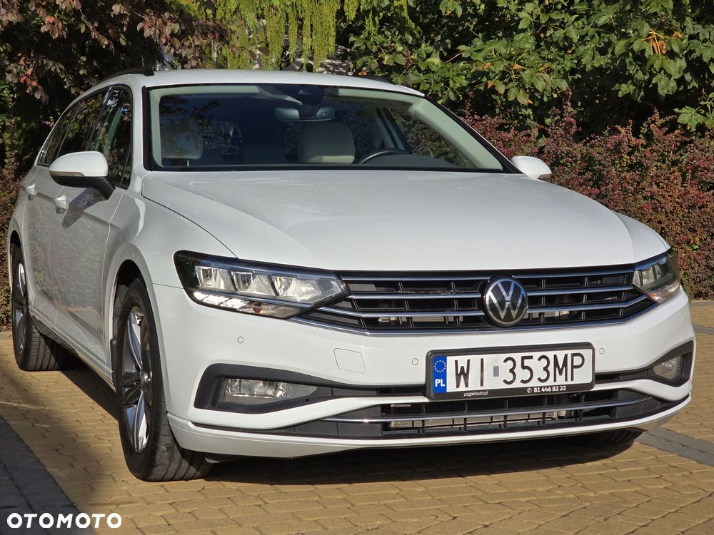 Volkswagen Passat Variant 2.0 TDI EVO Elegance DSG - 15