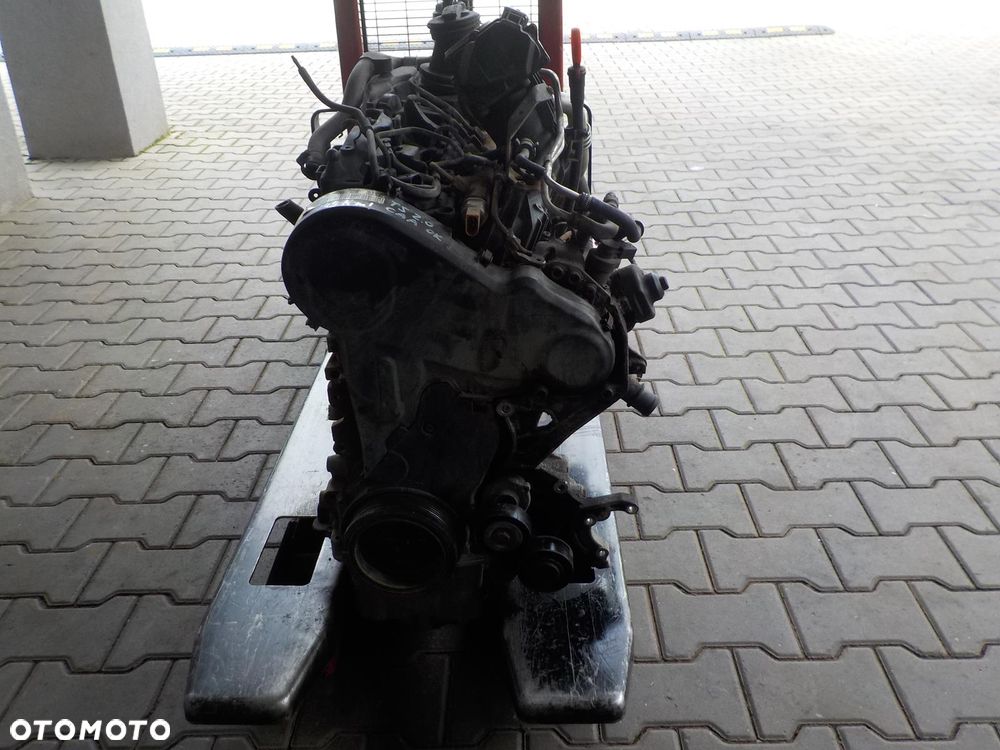 VW T5 T6 SILNIK 2.0 TDI CAA + WTRYSKI + POMPA + KOLEKTOR KOMPLETNY - 3