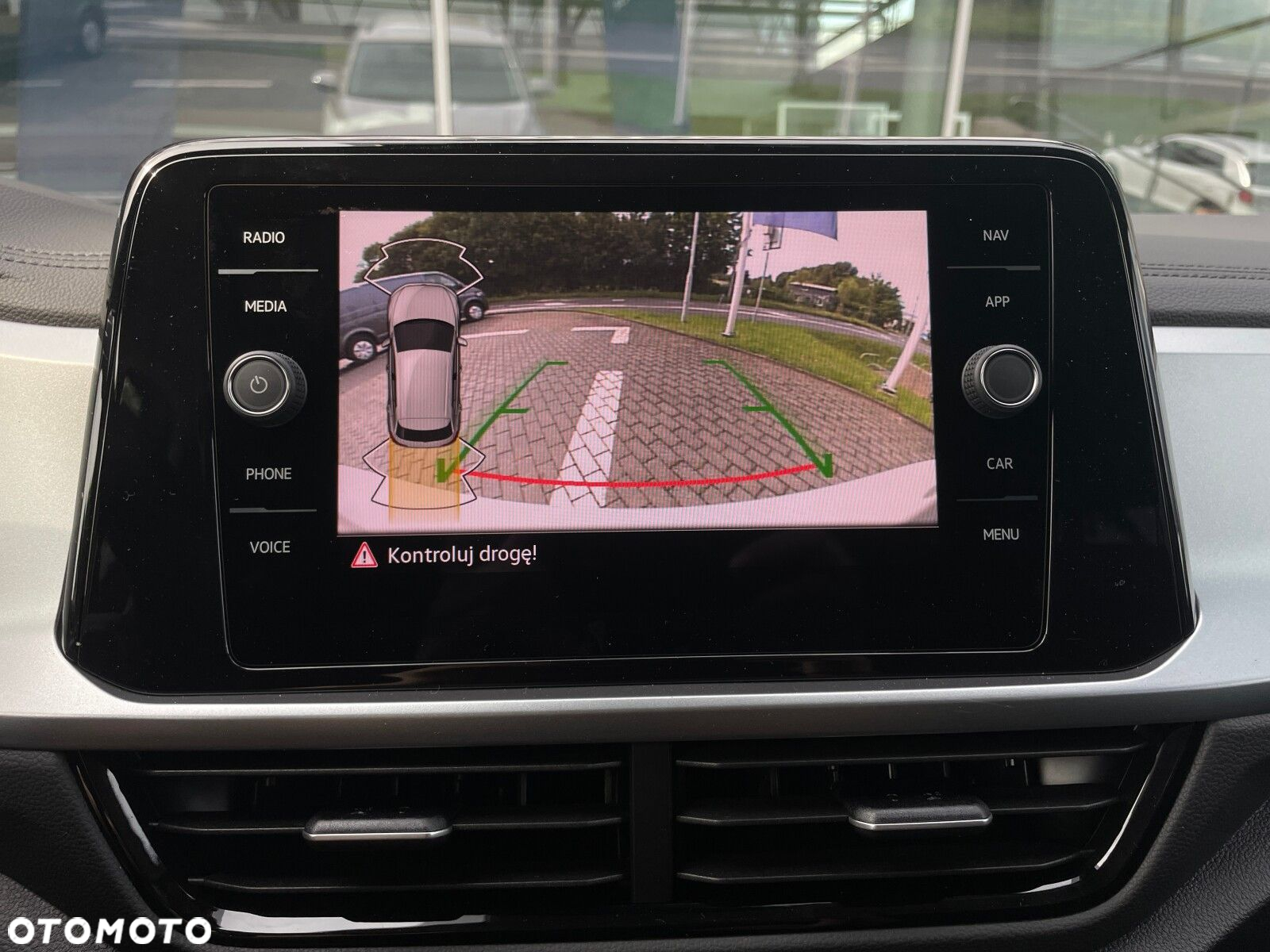 Volkswagen T-Roc 1.5 TSI Life Plus DSG - 22